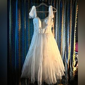 David’s Bridal Tea Length Wedding Dress